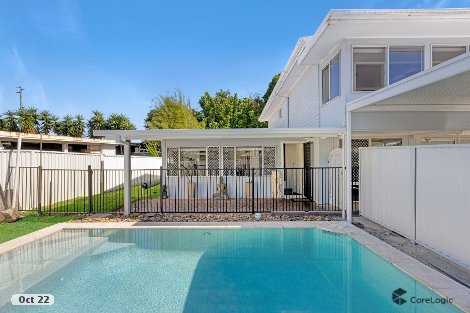 2 Poinciana Bvd, Broadbeach Waters, QLD 4218