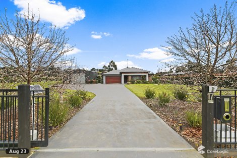 17 Ripplebrook Ct, Drouin, VIC 3818