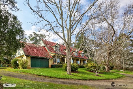 65 Forest Rd, Wandin North, VIC 3139
