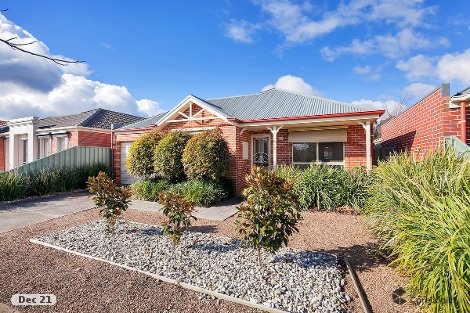 18 Somerset Ave, Lake Gardens, VIC 3355