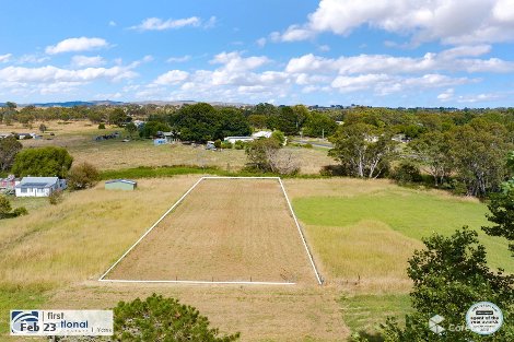 17 Playfair St, Bowning, NSW 2582