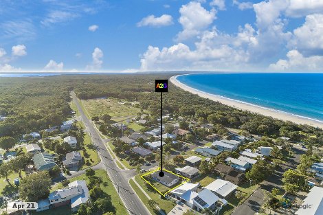 13 Indigo Ave, Rainbow Beach, QLD 4581