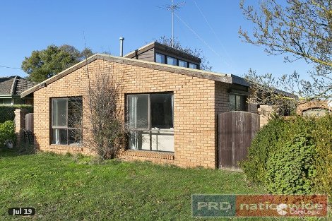 13 Whitelaw Ave, Delacombe, VIC 3356