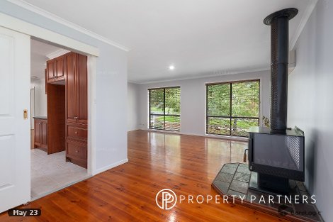 40 Station Rd, Seville, VIC 3139