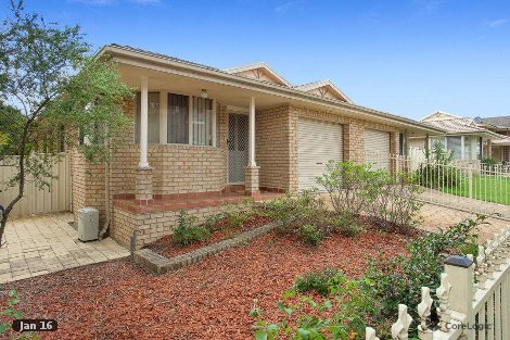 5 Mead Pl, Chipping Norton, NSW 2170