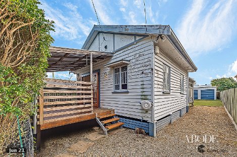 12 Bell St, Woody Point, QLD 4019