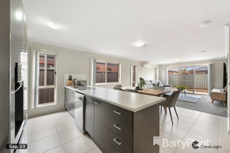 18 Ajay Way, Kurunjang, VIC 3337