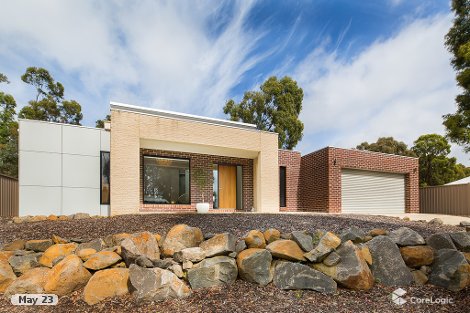 84 Hermitage Ave, Mount Clear, VIC 3350