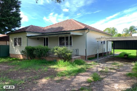 6 North St, Thirlmere, NSW 2572