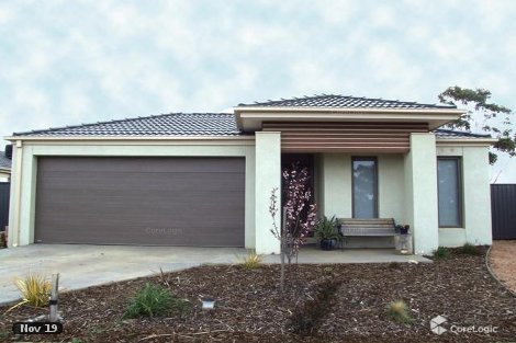 70 Lakewood Bvd, Melton, VIC 3337