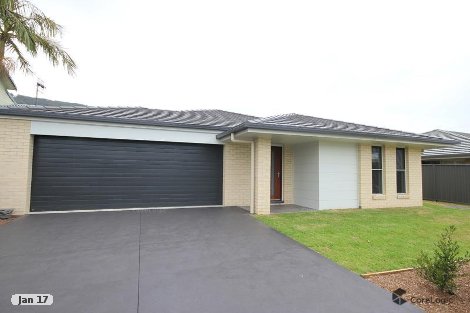 82 Lord St, Laurieton, NSW 2443