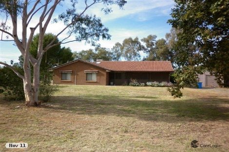 26 Oatley St, Nyngan, NSW 2825