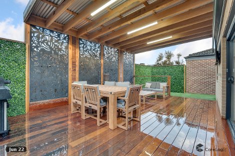 9 Savernake Rd, Mickleham, VIC 3064