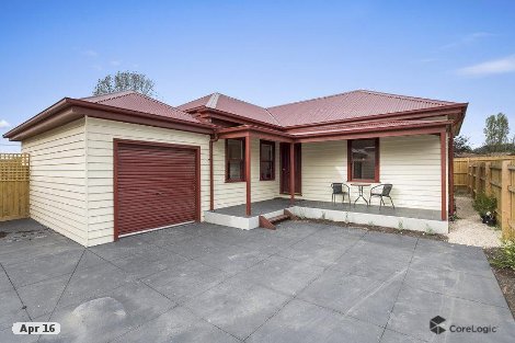 2/64 Ebden St, Kyneton, VIC 3444