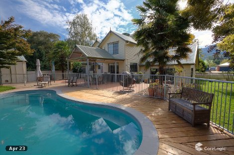 56 Station St, Porepunkah, VIC 3740