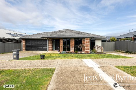 61 Ascot Gardens Dr, Delacombe, VIC 3356