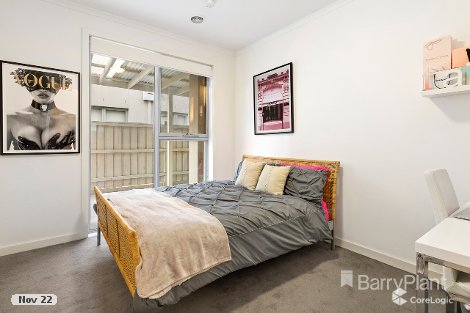 15 Linlithgow Tce, Waterways, VIC 3195