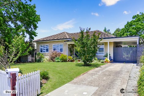 18 Macquarie Ave, Camden, NSW 2570