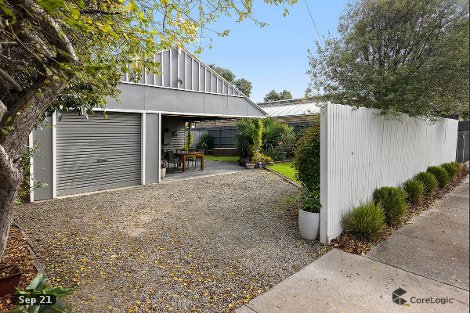 19 Bainbridge Ave, Seaford, VIC 3198