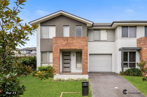 7 Morley Pl, Glenfield, NSW 2167