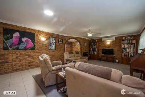 28 Currawong Rd, Gooburrum, QLD 4670