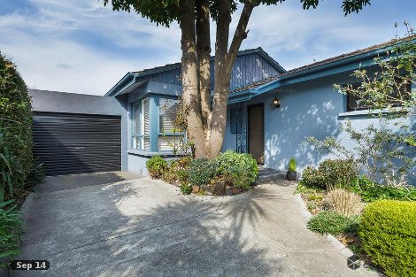 24 Comas Rd, Beaumaris, VIC 3193