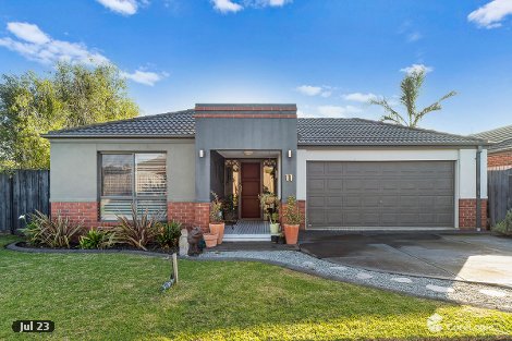 11 Garnet Cl, Skye, VIC 3977