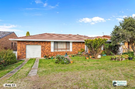 5 Dorothy Ave, Kootingal, NSW 2352