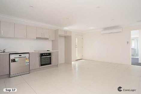 1/8 Ironpot St, Redbank Plains, QLD 4301