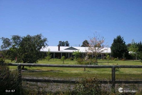 15 Upton Cl, Oakford, WA 6121