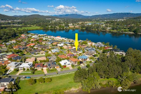 19 Taroona Cct, Oxenford, QLD 4210