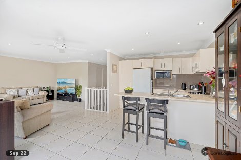 2/15 Simpsons Rd, Elanora, QLD 4221