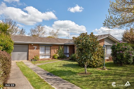 7 Cambridge Dr, Warragul, VIC 3820