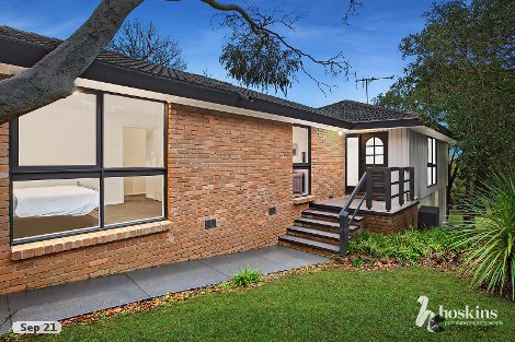 32 Carronvale Rd, Mooroolbark, VIC 3138