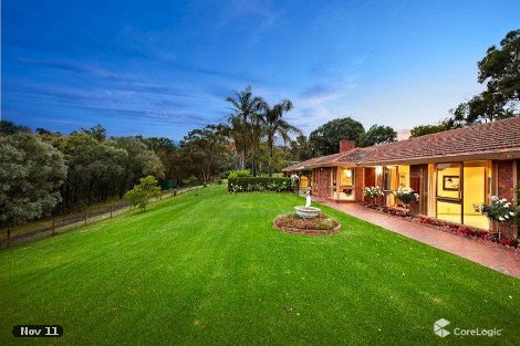 402 Reynolds Rd, Research, VIC 3095