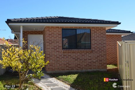 10 Fortinbras Cl, Rosemeadow, NSW 2560