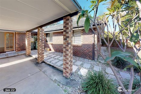 63 K P Mcgrath Dr, Elanora, QLD 4221