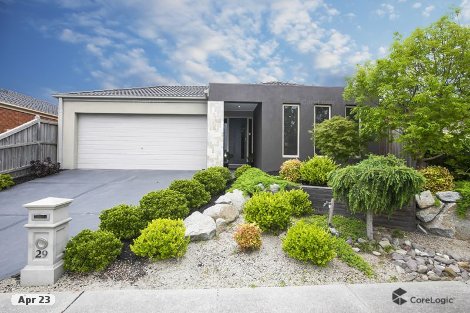 29 Penshurst Way, Cranbourne North, VIC 3977