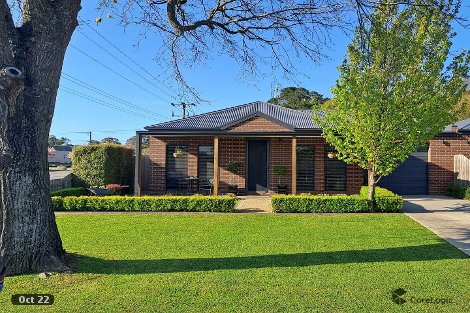 21 Wood St, Woodend, VIC 3442