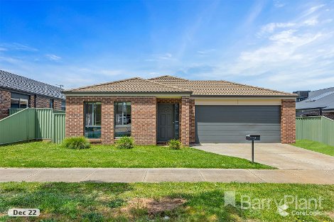 77 Waterford Dr, Miners Rest, VIC 3352