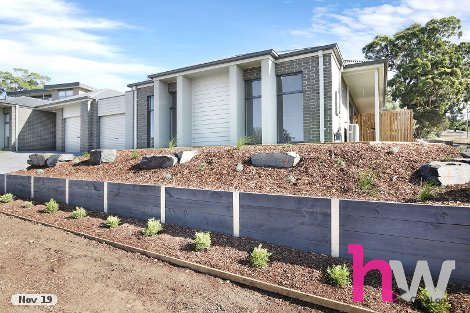 28c Lambhill Cres, Highton, VIC 3216