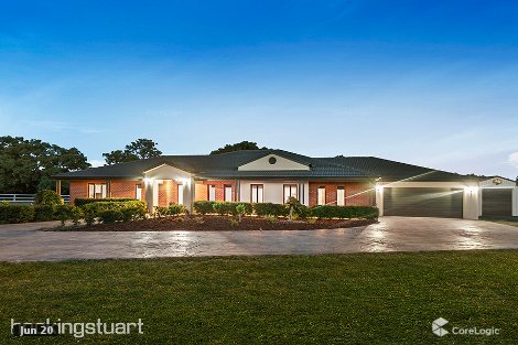 60 Forest Red Gum Dr, Mickleham, VIC 3064