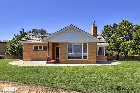 15 Pine Ave, Loxton, SA 5333