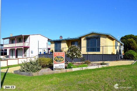 2 Hakea Cl, Bremer Bay, WA 6338