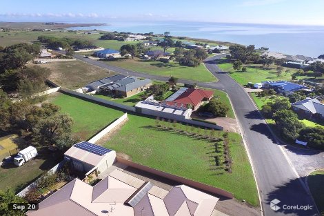 8 Pettet Rd, Meningie, SA 5264