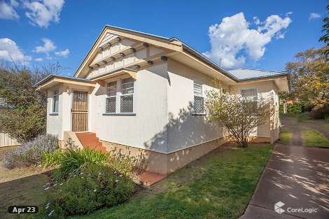 18 Seaton St, South Toowoomba, QLD 4350