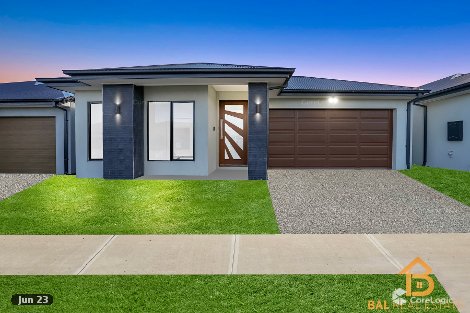 8 Glover St, Mambourin, VIC 3024