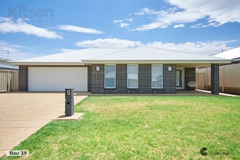 5 Cunjegong Loop, Gobbagombalin, NSW 2650