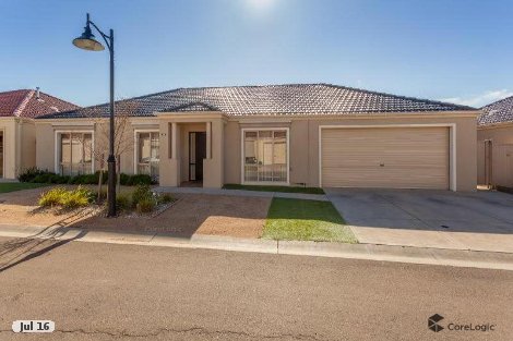 40/168 Underbank Bvd, Bacchus Marsh, VIC 3340