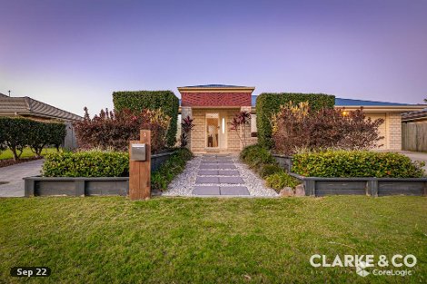 6 Crumpton Pl, Beerwah, QLD 4519